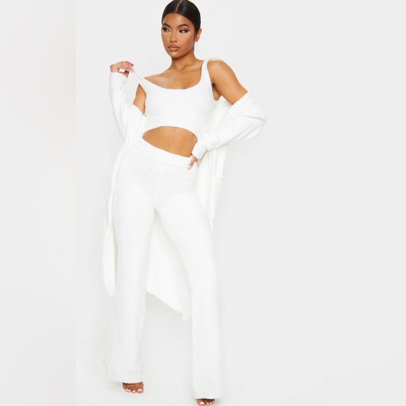 Cream Chenille Cardigan, Crop Top & Pants Set☁️ - Picture 8 of 14